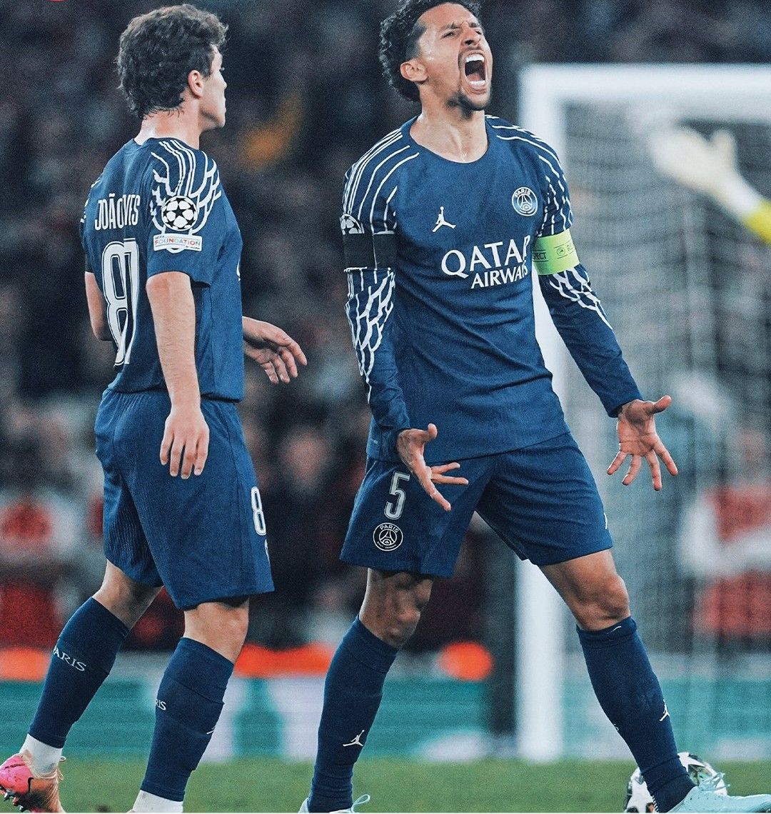 Hàng phòng ngự phía sau! Marquinhos trở thành cầu thủ đầu tiên thực hiện 75 lần phá bóng tại Champions League mùa giải này