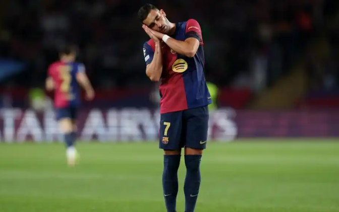 Ferran: Barcelona phải trả giá đắt cho khởi đầu chậm chạp, và lễ ăn mừng "chúc ngủ ngon" là để tri ân Curry