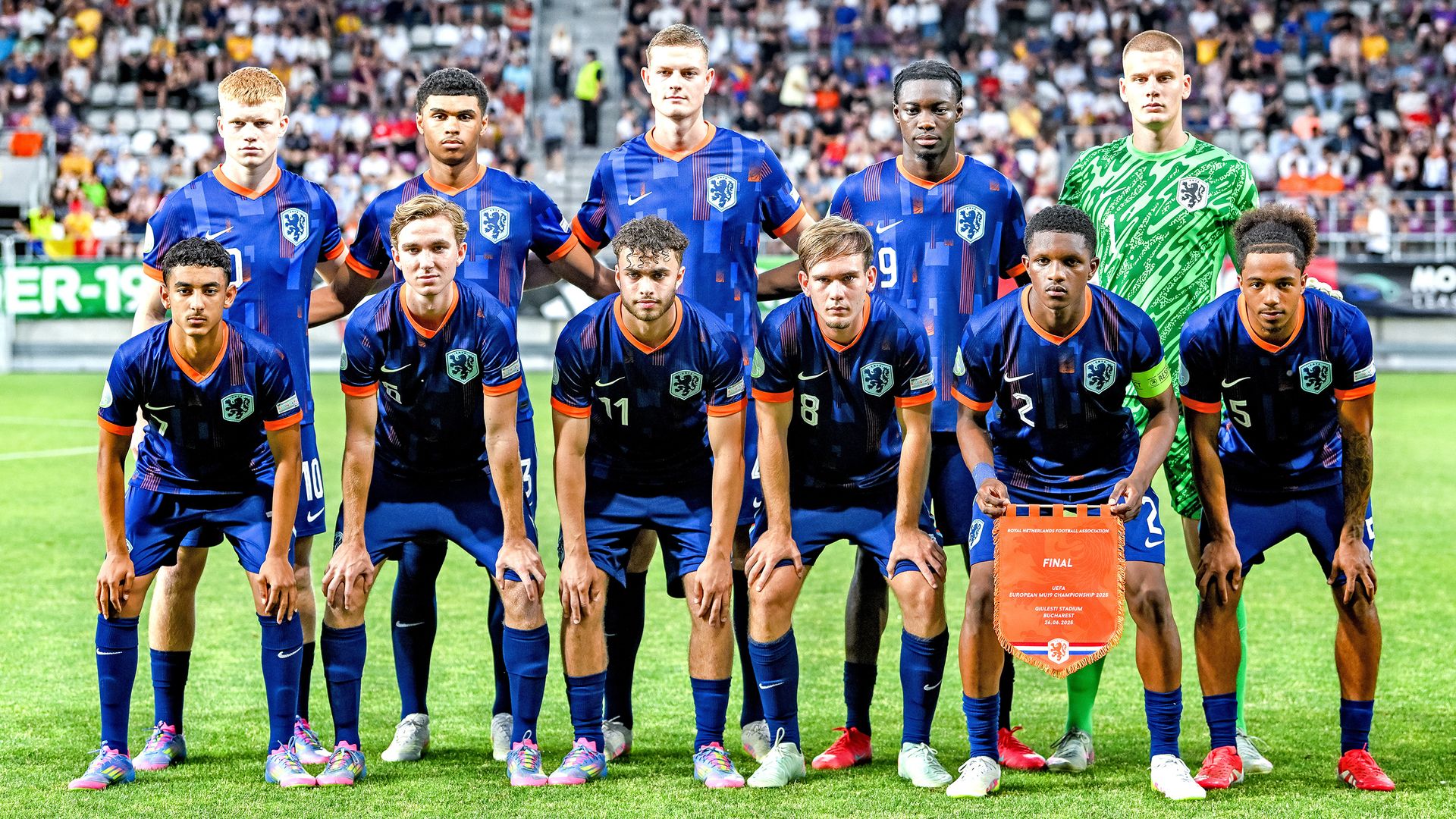 Truyền thông Hà Lan tóm tắt những ngôi sao mới của U19 Hà Lan: MVP Schmidt và vua phá lưới Ufkiel có tên trong danh sách