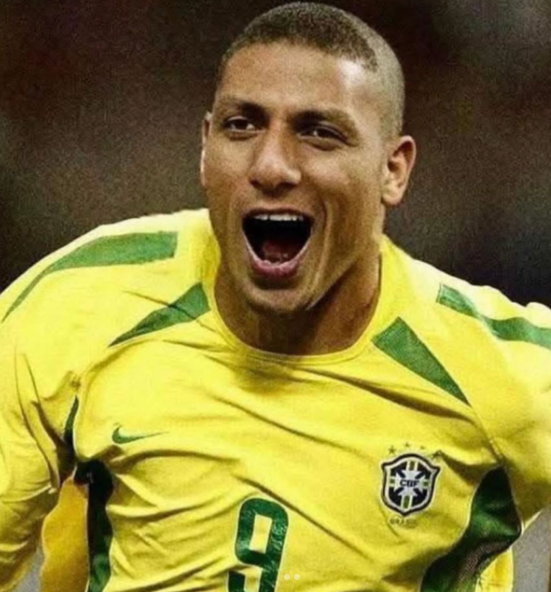 Richarlison đã tự photoshop hình mình thành Ronaldo sau trận đấu: "Chỉ còn chưa đầy một năm nữa là đến World Cup."