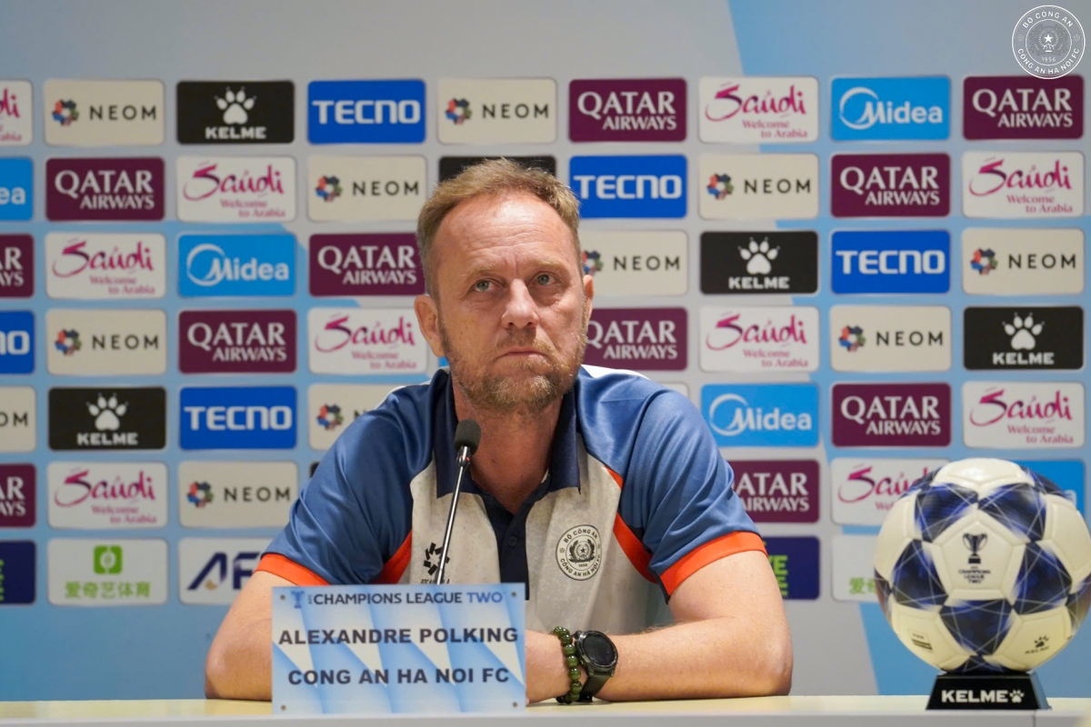 HLV Polking: 3 điểm trước Tai Po là nhiệm vụ bắt buộc HLV Polking: 3 điểm trước Tai Po là nhiệm vụ bắt buộc