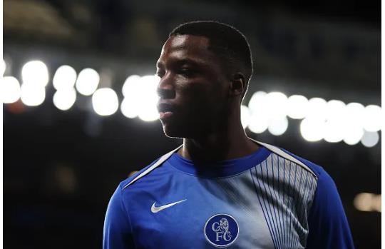 Eider Gudjohnsen đưa Moises Caicedo lên mây Eider Gudjohnsen đưa Moises Caicedo lên mây