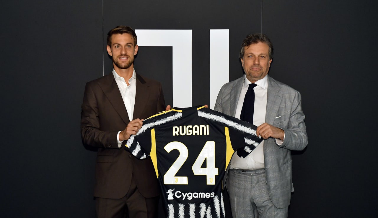 Daniele Rugani: Chẳng sao đâu nếu ta không huy hoàng