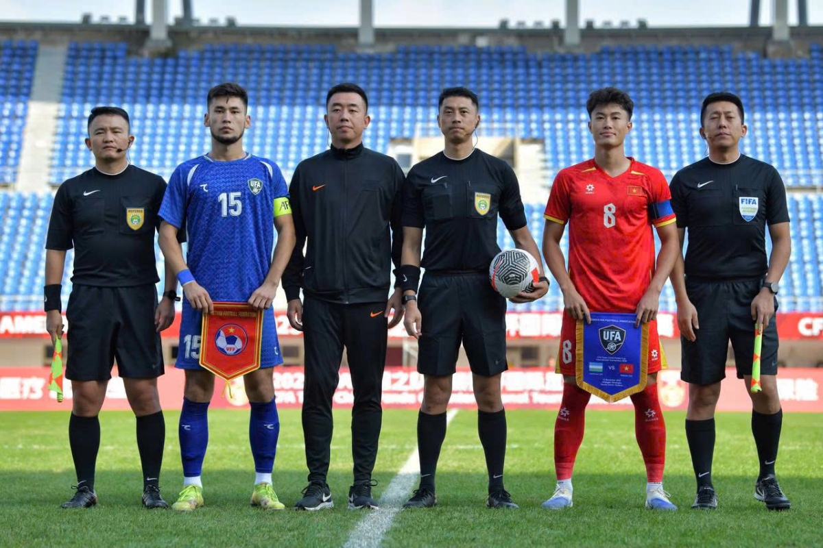 U23 Viet Nam thua toi thieu U23 Uzbekistan