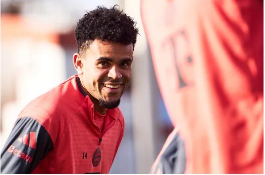 Liverpool bị chỉ trích dữ dội vì bán Luis Diaz